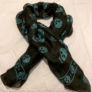 Alexander McQueen Skull Silk Scarf - Like New